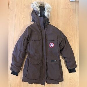 Canada Goose Womens Expedition Parka Size Small Brown Fur hood